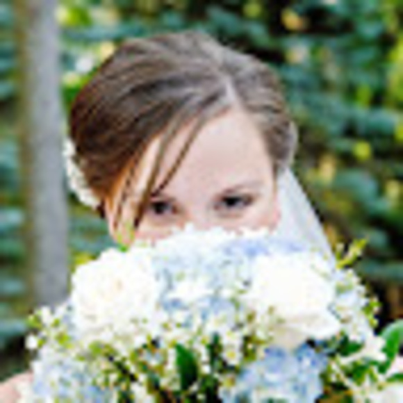 Meet your Posher, Caitlin - Picture 1 of 1